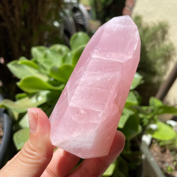 Rose Quartz Tower - Picture 4 of 11